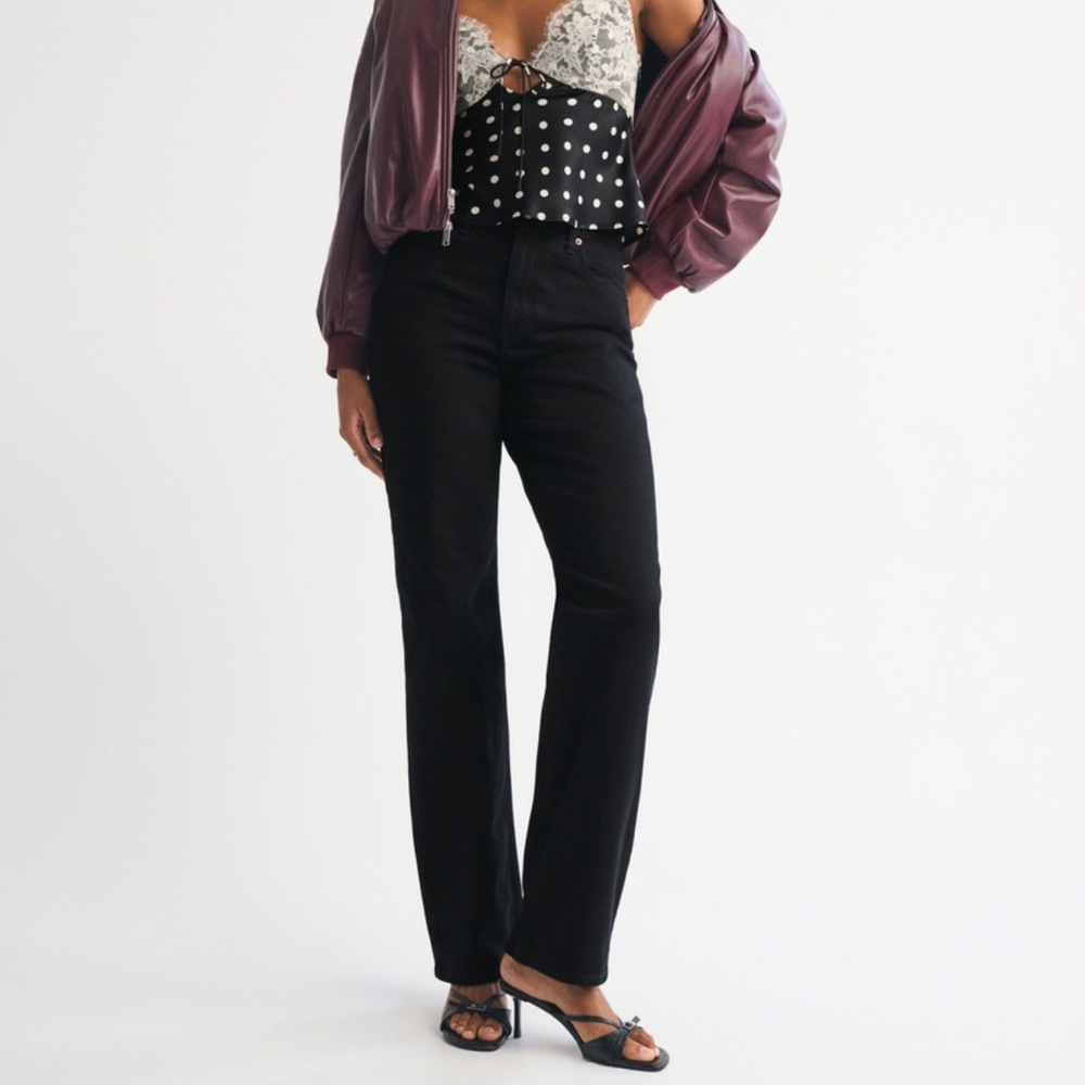 Abercrombie & Fitch Women's High Rise 90’s Relaxed Jean